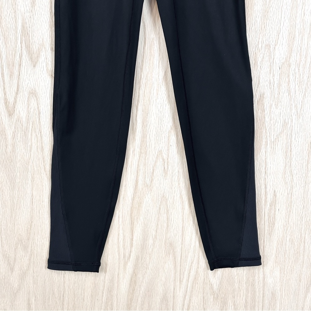 Offline by Aerie Goals Black Ribbed High Waisted 7/8 Leggings - Picture 4 of 7